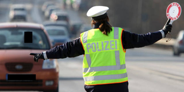 Kiek kainuoja nepaklusti kelių eismo taisyklėms keliaujant po Europą